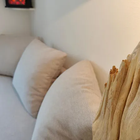 Appartement Elegant, Chaleureux Et Cosy A Reims Exterior photo